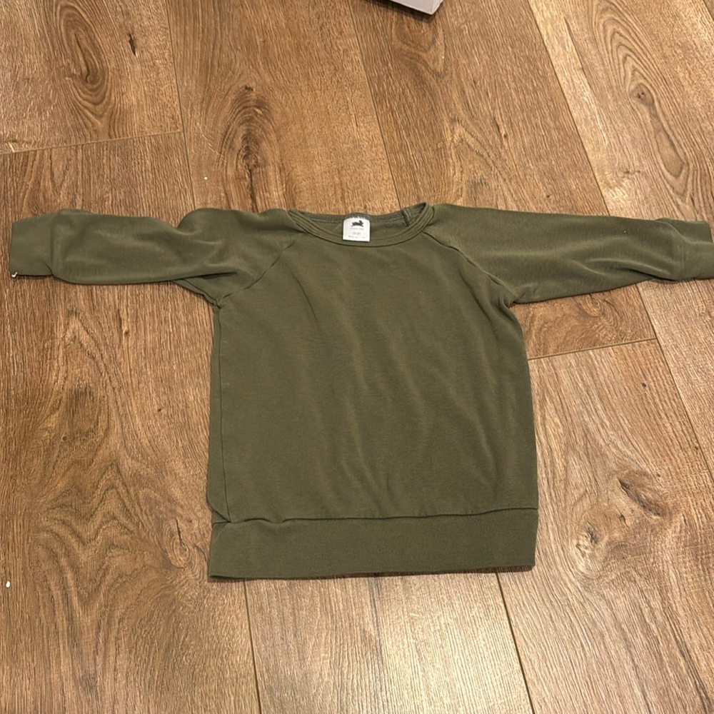 Little & Lively Green Pullover 1/2